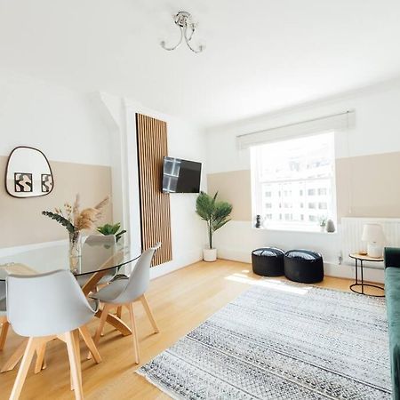 Charming 2 Bedroom Flat In The Heart Of Kings Cross, Londen Buitenkant foto
