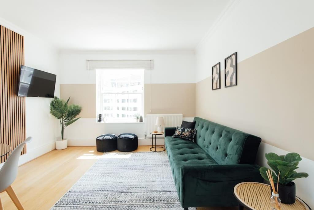 Charming 2 Bedroom Flat In The Heart Of Kings Cross, Londen Buitenkant foto